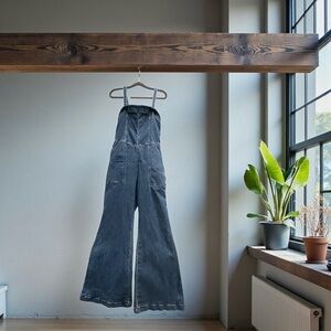 Hollister Denim Stretchy Flare Leg Jumpsuit. Size : XL